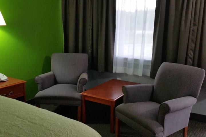 Room 21 of 40