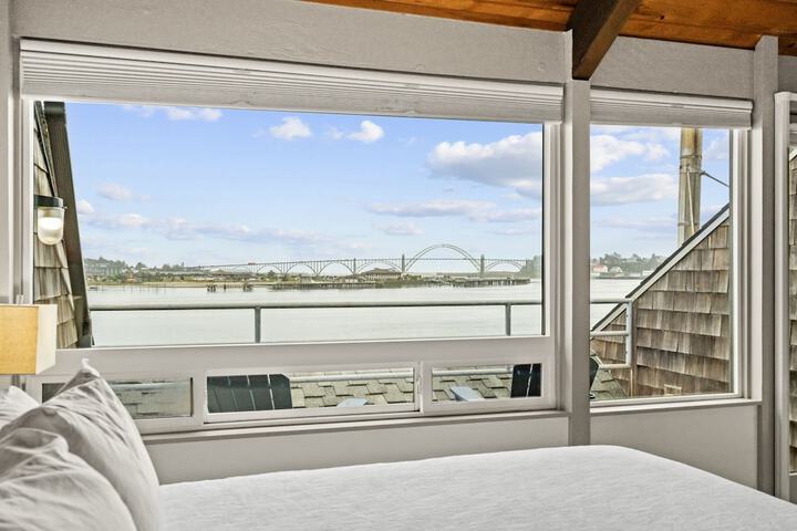 Embarcadero Resort Hotel & Marina