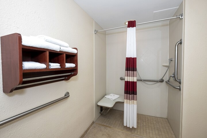 Room 7 of 31