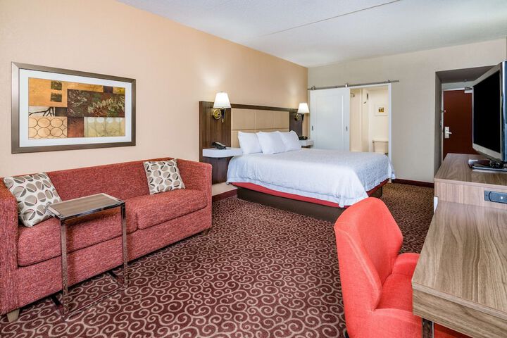 Room 14 of 22