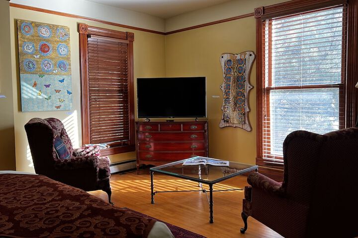Room 35 of 105