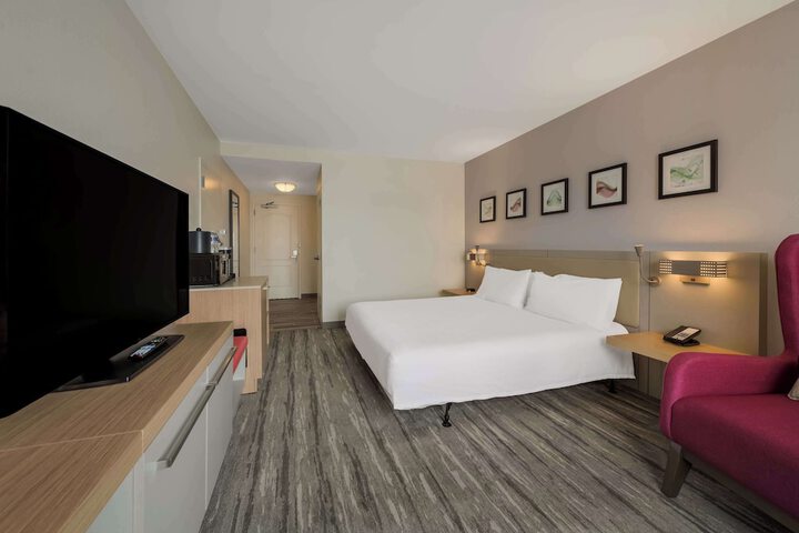 Room 54 of 94