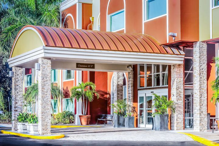 Hotel 8 of 51