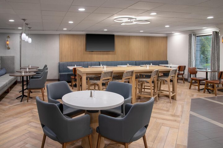 DoubleTree by Hilton Springdale