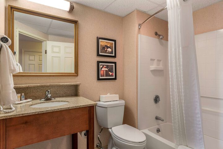 Room 15 of 36