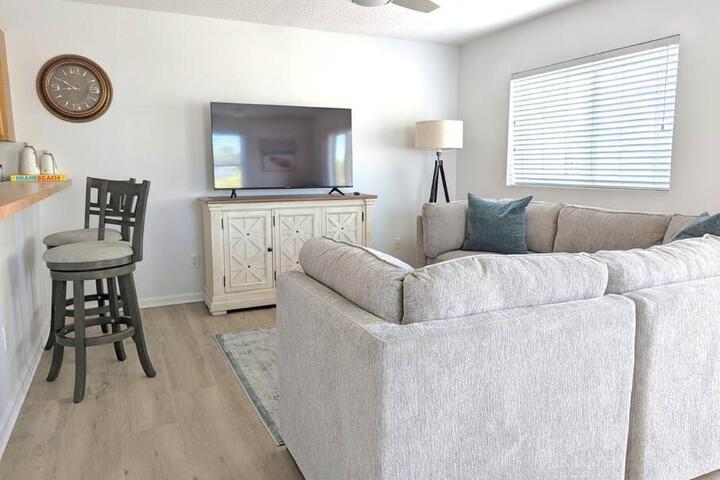 Be a Nomad - Lovely Neptune Beach 2bed Monthly