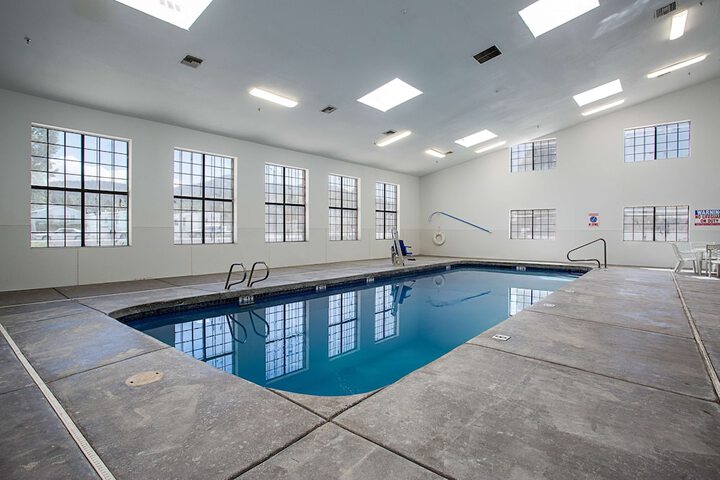 Pool 7 of 44
