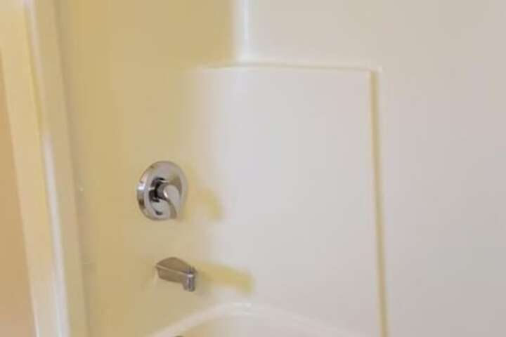 Room 39 of 73