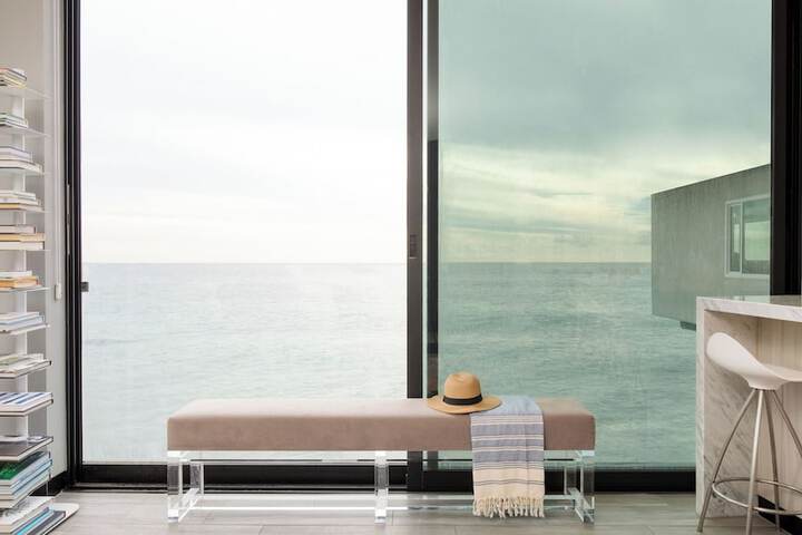 Matador by Avantstay Ocean Front Malibu Pad w / Rooftop Patio