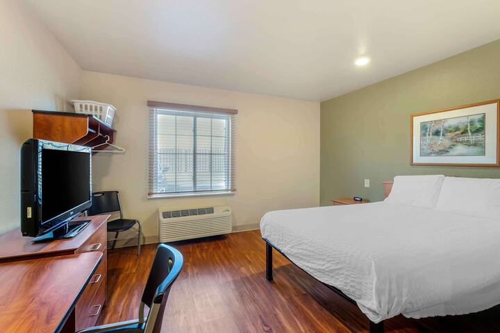Room 19 of 25
