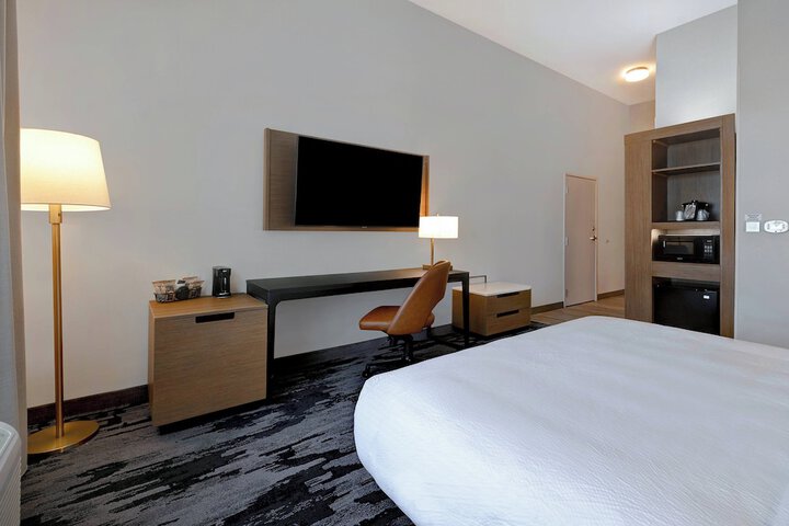 Room 42 of 54