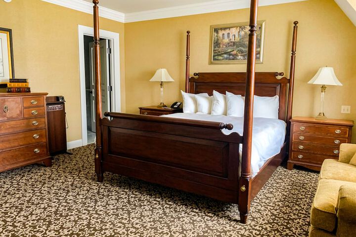 Room 41 of 118