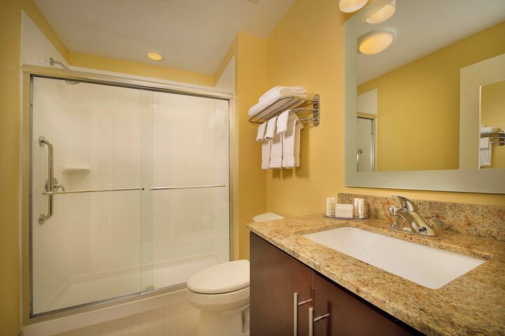 Room 20 of 28