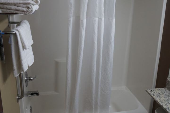 Room 14 of 39