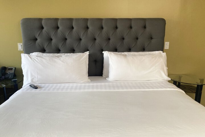 14 West Hotel