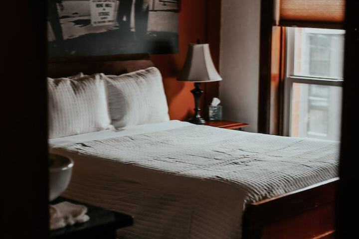Room 57 of 92