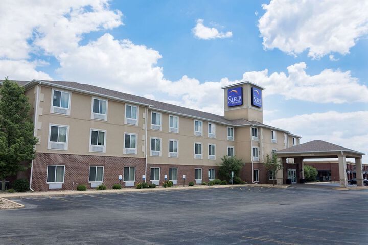 Hotel 3 of 62
