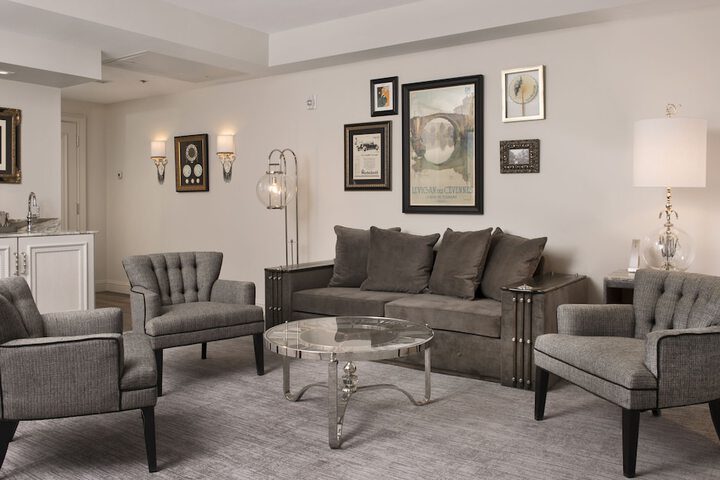 The Iveys Hotel
