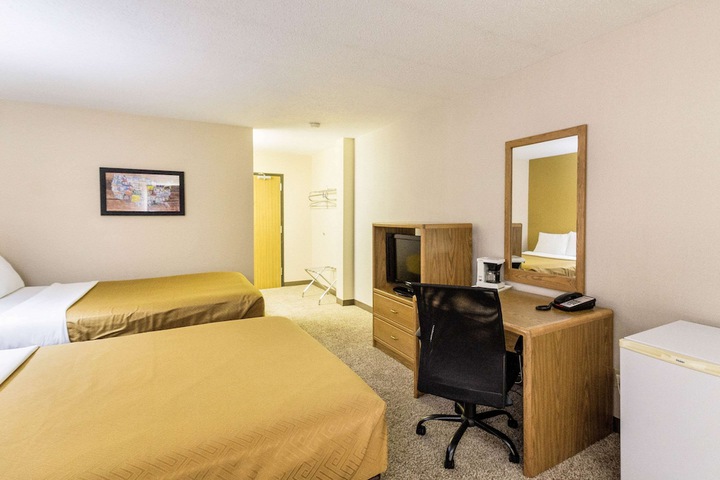 Room 22 of 46