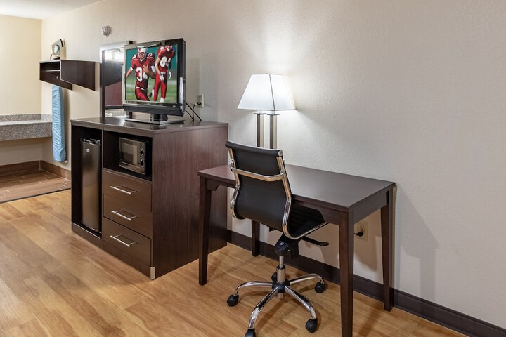 Room 20 of 29