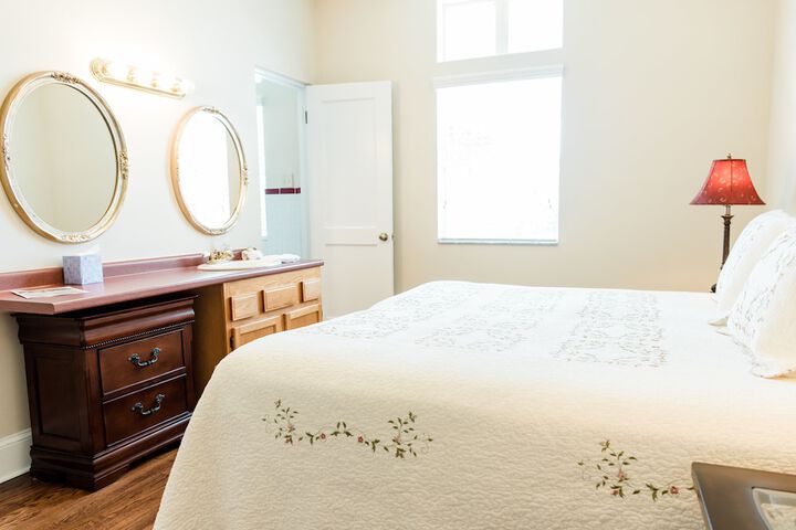 Room 20 of 84