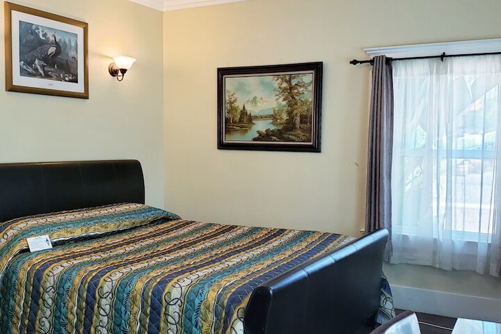 Room 25 of 52