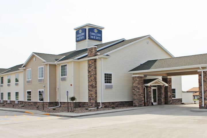 Cobblestone Inn & Suites - Lamoni