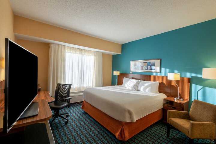 Room 17 of 29
