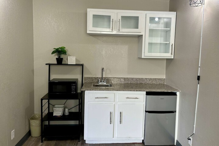 Room 12 of 44