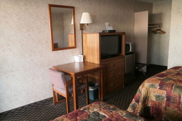Richmond Inn & Suites