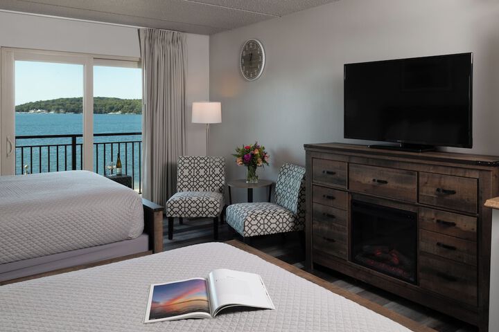 Harbor Shores on Lake Geneva