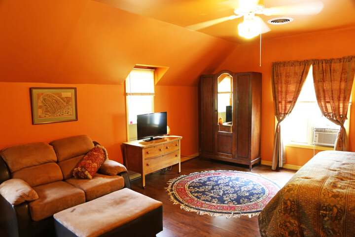 Room 46 of 75