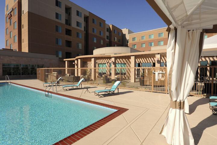 Pool 4 of 44