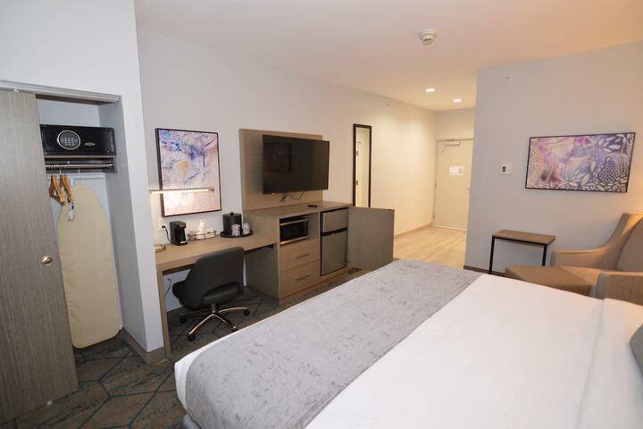 Room 40 of 45