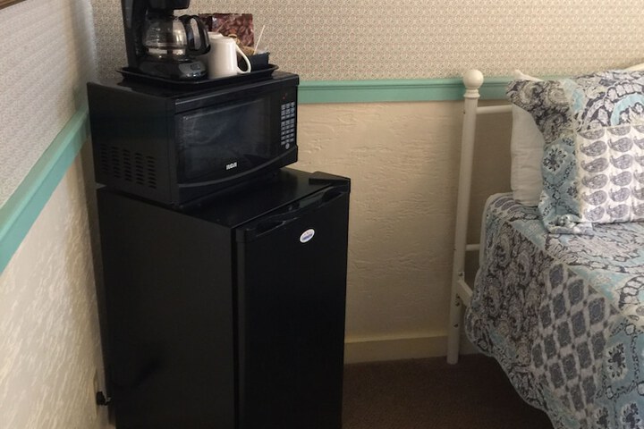 Room 41 of 287