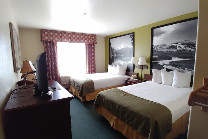Room 17 of 83