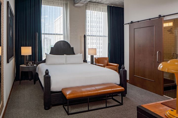 Room 20 of 49