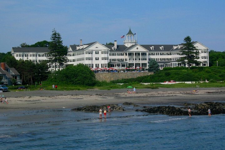 The Colony Hotel