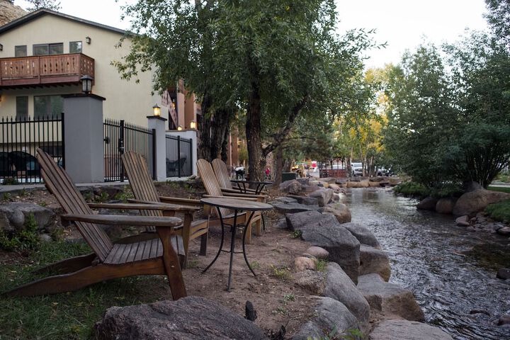 Silver Moon Inn