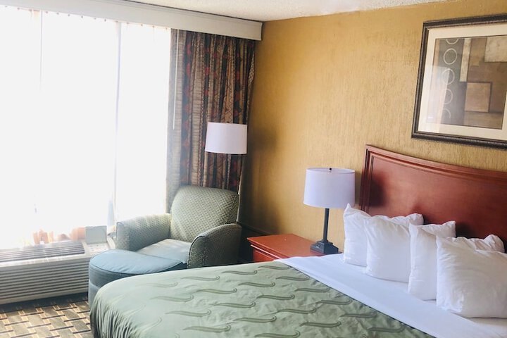 Room 36 of 46