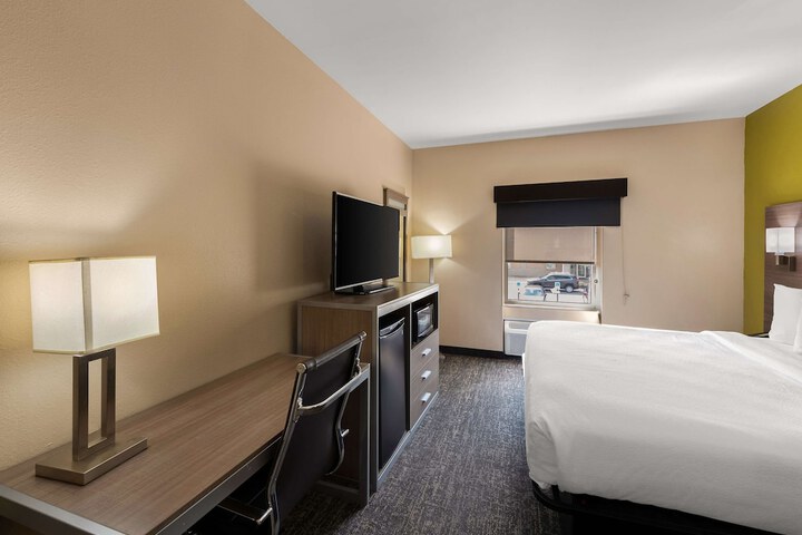 Best Western Adena Inn