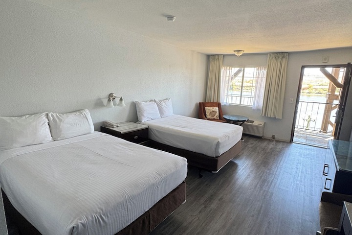 Room 27 of 53
