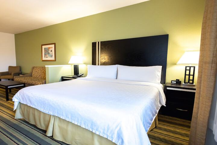 Room 90 of 150