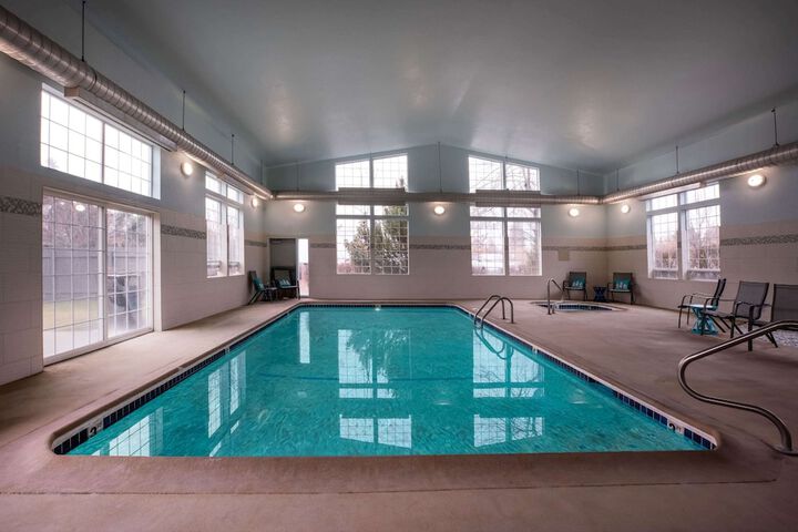 Pool 6 of 34