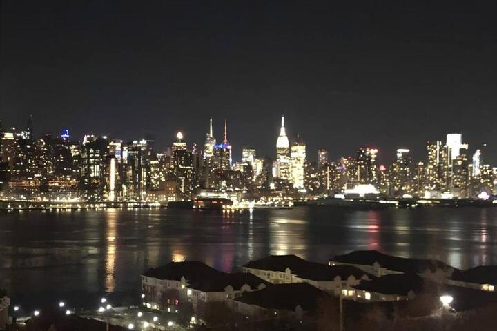 Skyline 3BR 20 MIN to T Square #2
