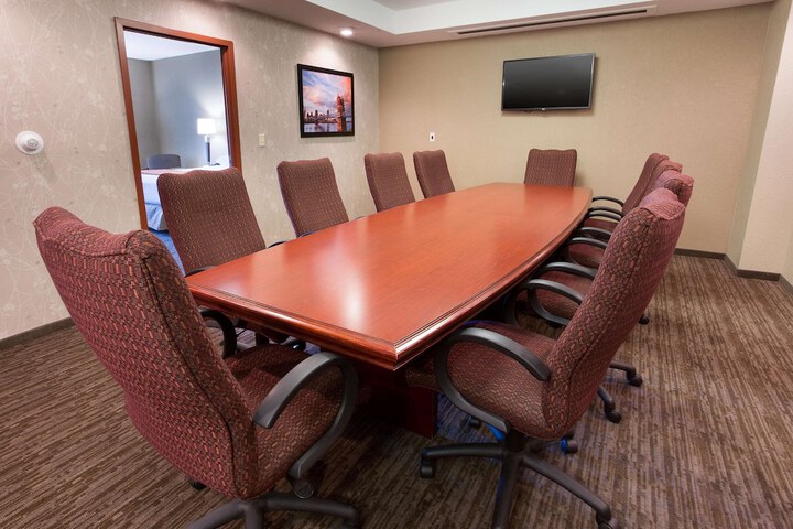 Room 12 of 41