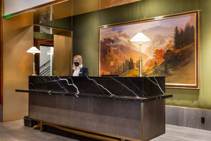 Goldener Hirsch Auberge Collection