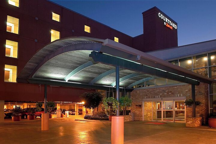 Hotel 1 of 28