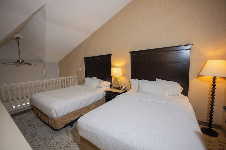 Room 12 of 63