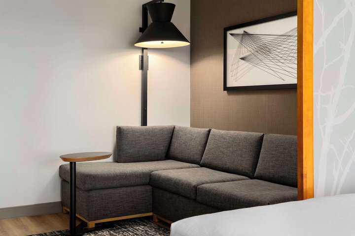 Room 26 of 39
